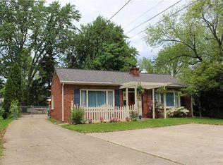 94 West St, Berea, OH