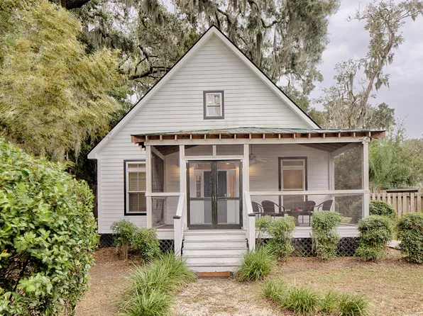 3206 Robertson Ave, Savannah, GA 31404