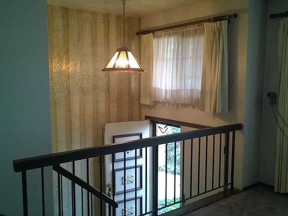 3rd image of 5645 Allemong Dr