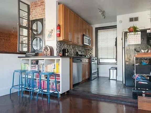 4th image of 145 Harrison Ave APT 205