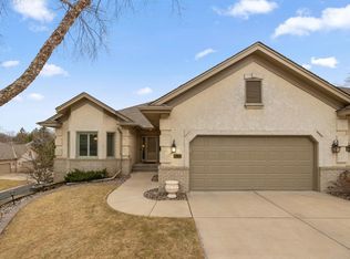 10332 Hennepin Town Rd, Eden Prairie, MN 55347