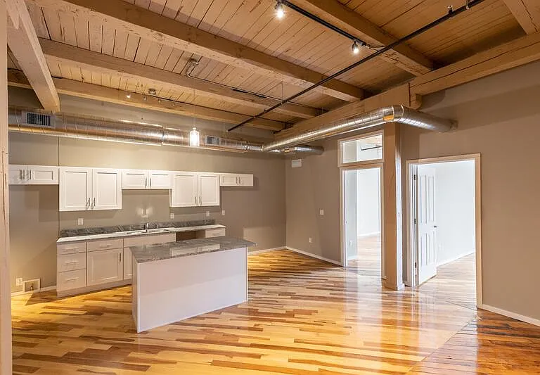 116 N 4th St #406 — Photo 3