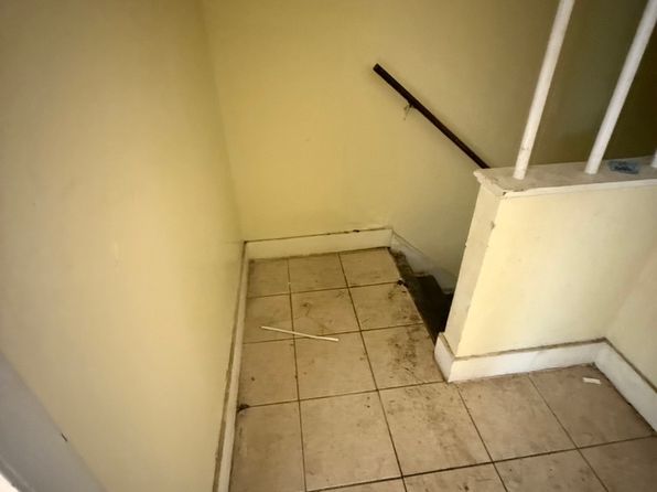 chicago-illinois-2136441025 picture