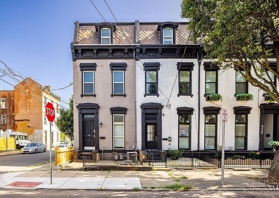 1st image of 462 Dayton St