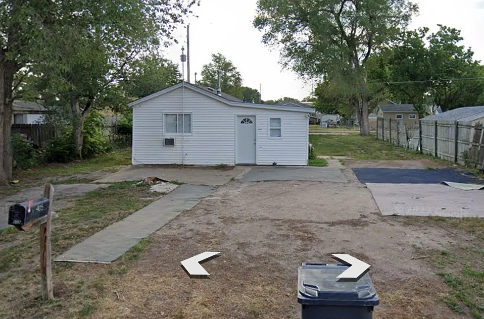1 bed, 400 sqft, $945 — Photo 1