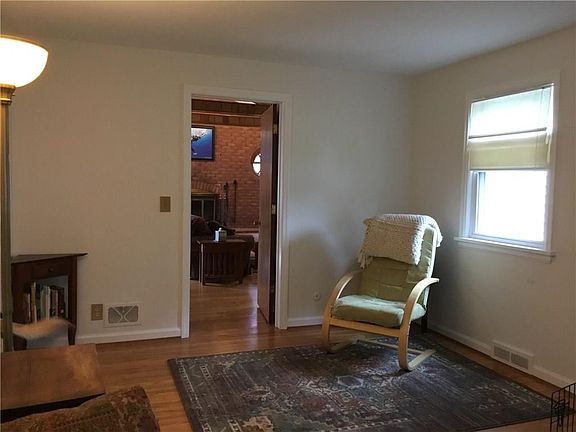 4th image of 497 Covewood Blvd