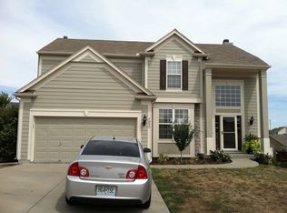 1050 Fox Run Ter, Liberty, MO 64068
