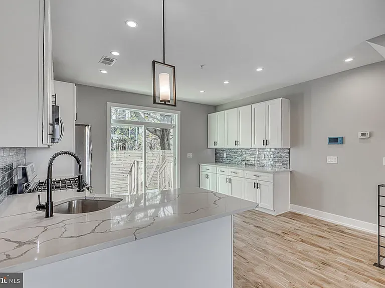 2103 N Philip St — Photo 22