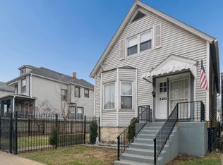 2450 N Central Park Ave, Chicago, IL 60647