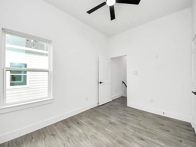 7412 Carver Rd #B — Photo 19