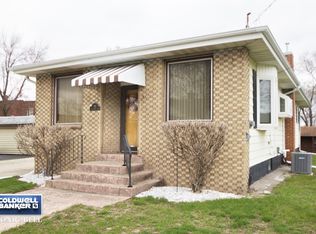 102 17th Ave, Naplate, IL 61350