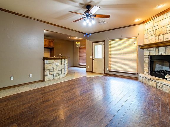 4th image of 900301 S Oak Hill Dr