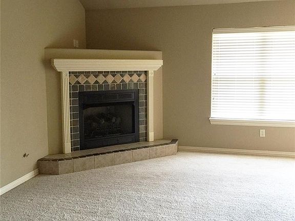 5th image of 4128 W Spring House Dr