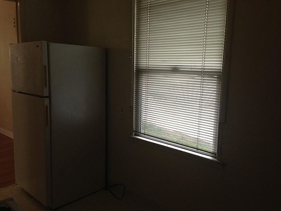 4th image of 5303 Panama Ave #5303