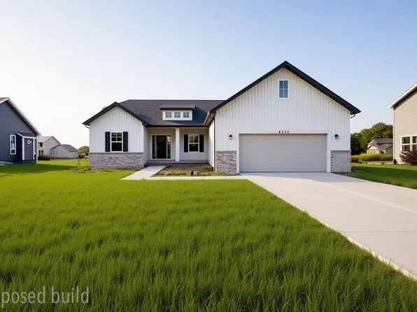 22 Pinewood, Grass Lake, MI 49240