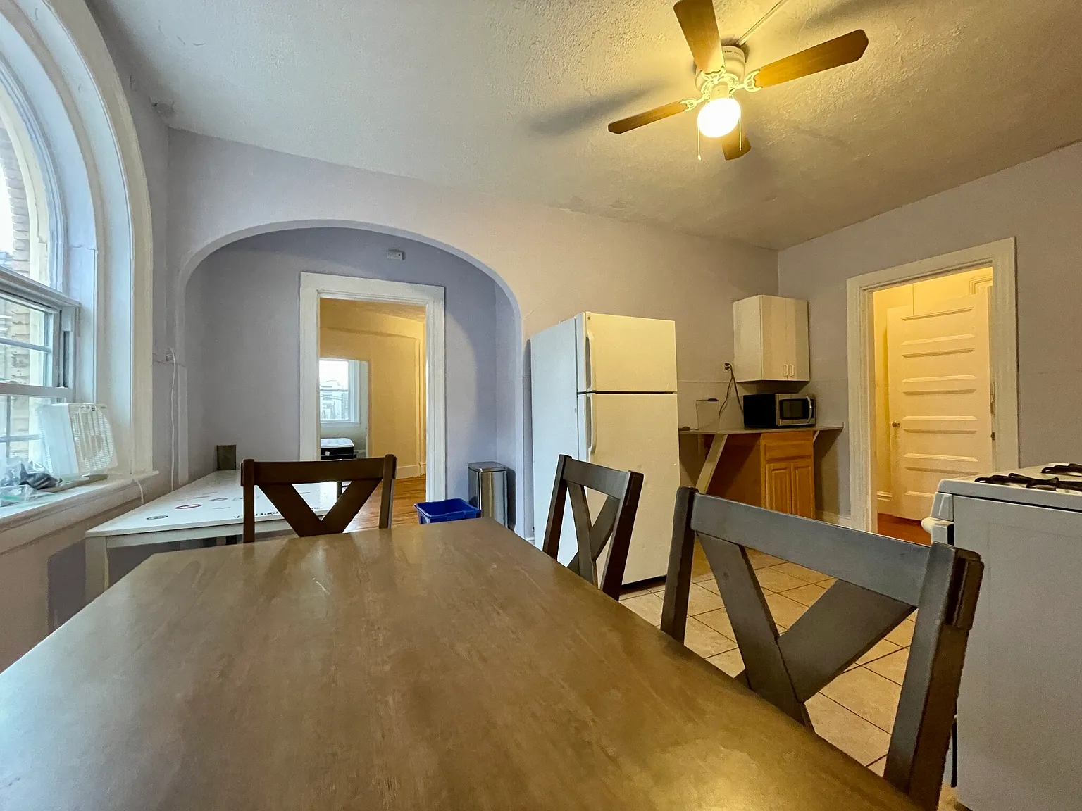 4 bed, 1675 sqft, $4,800 — Photo 2