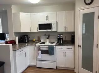 126 Ralph Ave W #1A, Winnipeg, MB R2C2E4