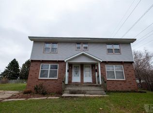 501 Thomas Dr, Marshalltown, IA 50158