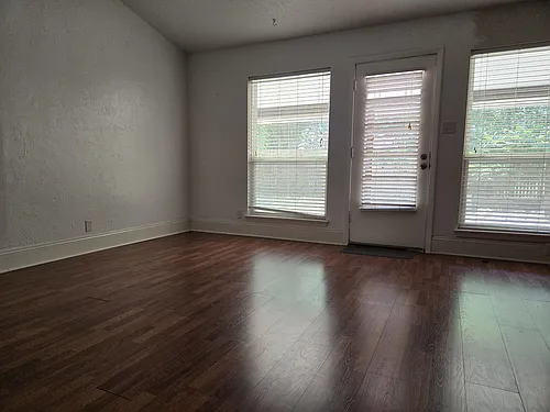 3406 Halifax Dr Photo 1
