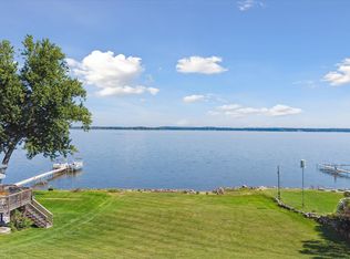 W8603 E Lake Dr, Fort Atkinson, WI 53538