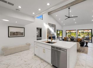 200 E Racquet Club Rd UNIT 11, Palm Springs, CA 92262