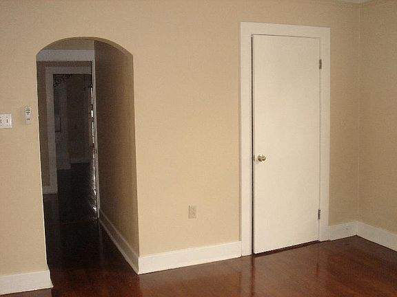 Second bedroom with connection to bathroom