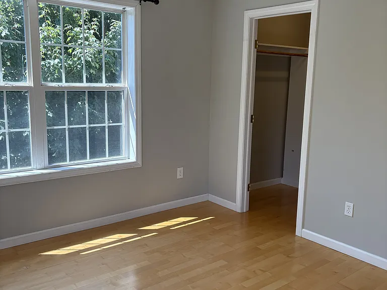 235 High St — Photo 18