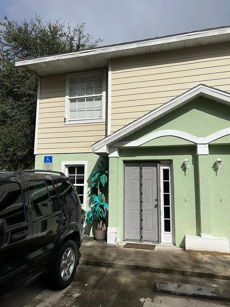 139 Jones Ln — Photo 1