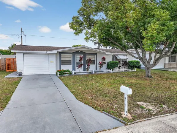 3632 Pensdale Dr, New Port Richey, FL 34652