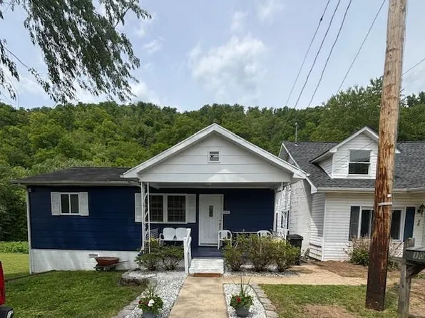 102 Cardinal Dr, Ivel, KY 41642