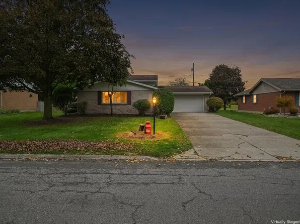 447 Edgefield Dr, Marion, OH 43302