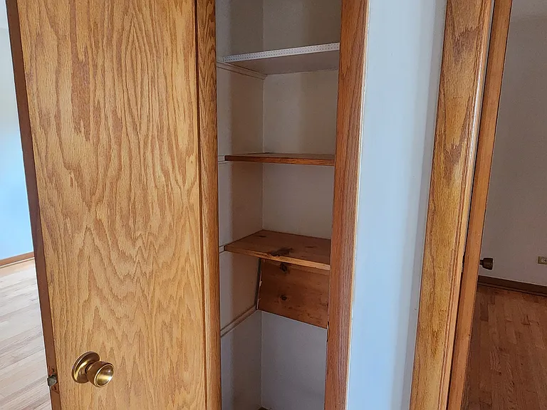 8926 N Wisner St #2 — Photo 10