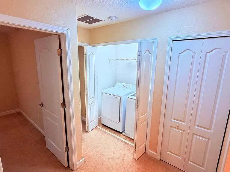 2832 Adelaide Ct — Photo 21