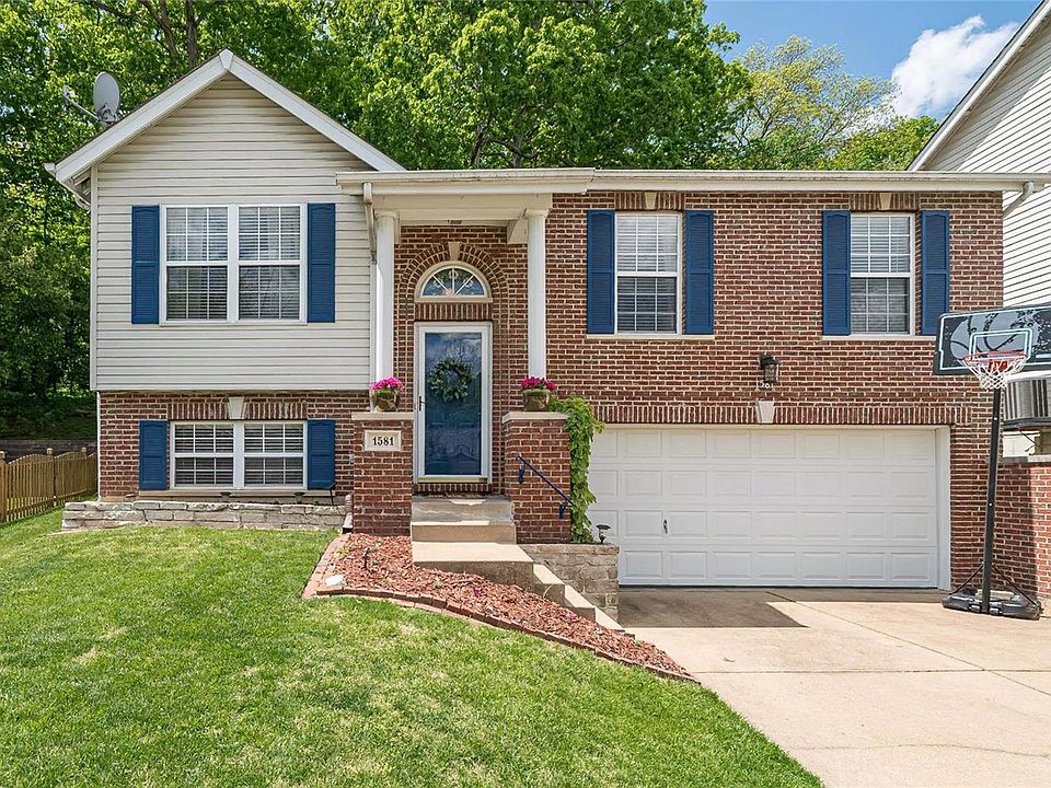 1st image of 1581 Glenn Brooke Woods Cir
