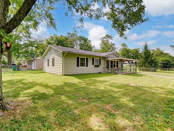 3rd image of 1214 Tuscarora Dr