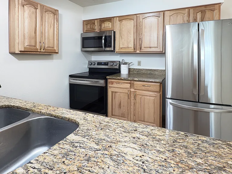 1690 Upper Iron Horse Loop Rd #C7 — Photo 8