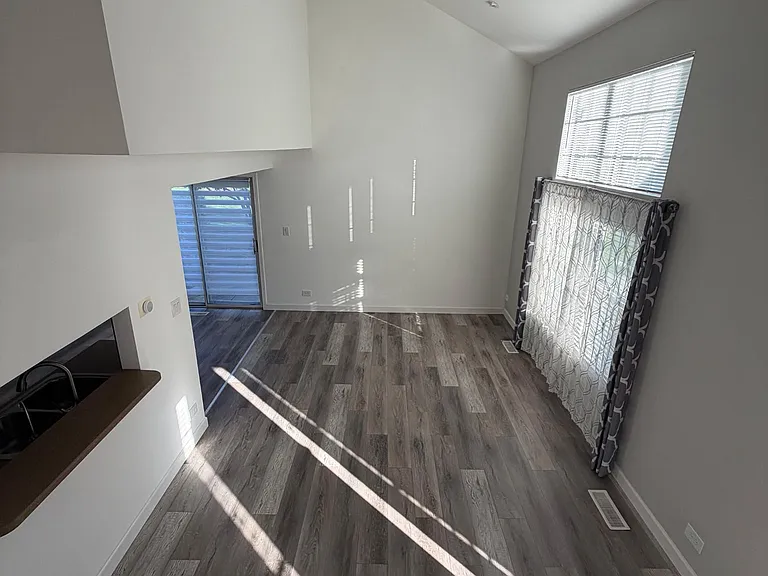 371 Wisteria Dr — Photo 6