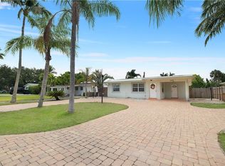 1076 29th Ave N, Naples, FL 34103