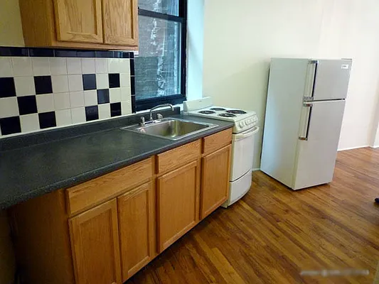 Rented by Authentic Realty | media 21