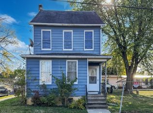 358 Center St APT B, Phillipsburg, NJ 08865