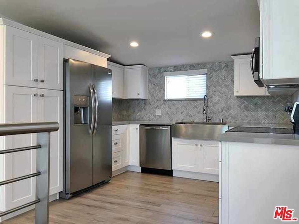 1st image of 2211 Griffith Park Blvd