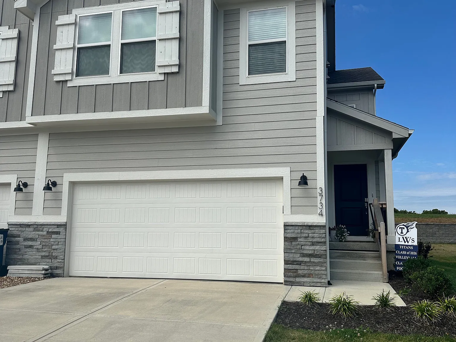 3734 SW Knoxville Ct — Photo 2