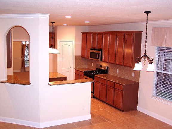 Upgraded cabinets/appliances