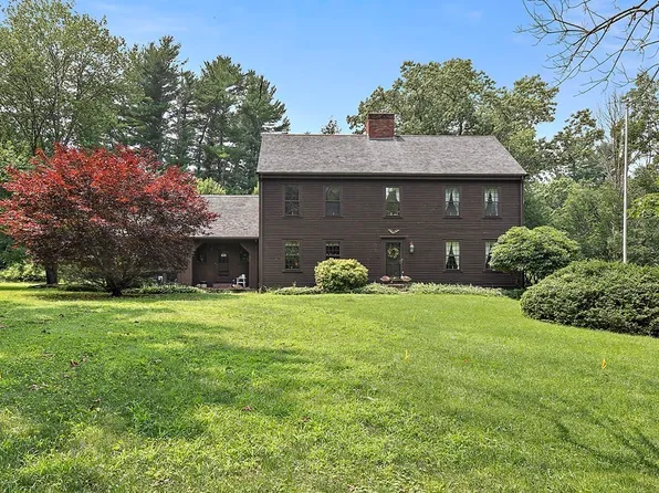 98 Plain St, Middleboro, MA 02346