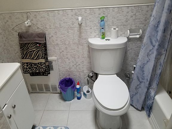 4th image of 2-1151 E 84th St #2