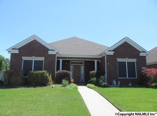 1534 Fieldstone Cir, Decatur, AL 35603