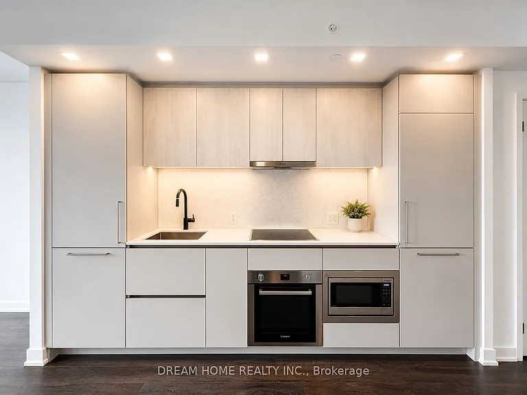 609 Sherbourne St #3401 — Photo 2
