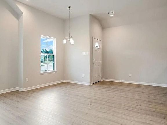 4th image of 11869 E Gate Dr