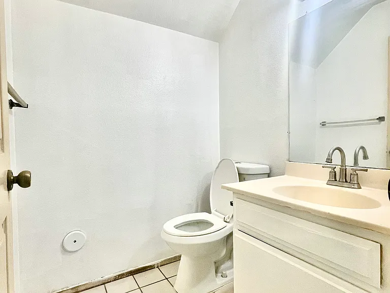 309 N Lincoln Ave #D — Photo 8