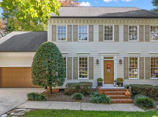 918 Benfield Dr, Greensboro, NC 27410